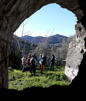 Il CAI Elba visita la Villa Romana delle Grotte con il nuovo vice presidente Claudio Nardelli