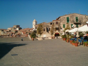 Doppia emozione con la band elbana Vasco vs Liga il 10 luglio in Piazza a Capoliveri