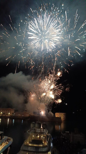 Successo dello spettacolo pirotecnico di Ferragosto