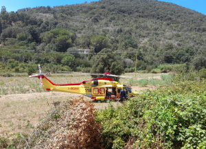 Colto da malore in un campeggio a Ortano, giovane trasferito a Grosseto con l&#039;elisoccorso