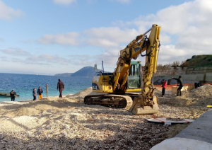 Portoferraio: lavori in corso per la posa del cavo di trasmissione in fibra ottica tra l&#039;Elba e Capraia