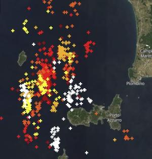 Fronte temporalesco in arrivo sull&#039;Elba: fulminazioni alle ore 09,48 di Sabato