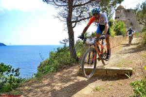 Coppa Toscana Mtb, a Capoliveri il giro di boa