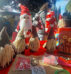 Domenica ai Giardini di Carpani il mercatino artigianale