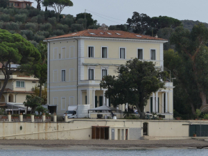 Continuano a Villa Ottone le riprese per il film con Fanny Ardant e Paolo Ferruzzi