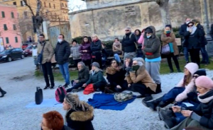 Il sit-in di Libera Scelta Elba a Portoferraio