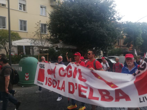 &quot;La via maestra: insieme con la Costituzione&quot;, lo Spi CGIL elbano alla manifestazione a Roma